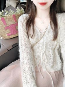 สไตล์เกาหลี นุ่ม Hollow Out Knitted คาร์ดิเกน คอวีแขนยาว ผู้หญิง แจ๊กเก็ต ฤดูใบไม้ผลิ แฟชั่นมาใหม่ เสื้อท่อนบน