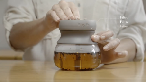 Lekue Tea Infuser – Brown (0.5L)