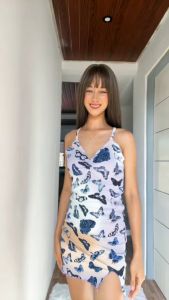 CLOTHINGHUB BLUE BUTTERFLY CRISSCROSS