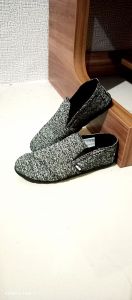 Sepatu Slipon R!P COBAIN Terbuat dari Kanvas Rajut Premium Warna Black Oreo Cocok untuk Pria dan Wanita