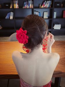 Kẹp Tóc Hoa Hồng Đỏ Lớn Cho Phụ Nữ Phụ Kiện Tóc Thời Trang Mới Cao Cấp Kẹp Tóc Đuôi Ngựa Kẹp Tóc Sau Đầu Kẹp Tóc Hoa