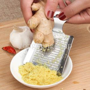 【Hot Sale】Creative Stainless Steel Ginger Grinder Manual Wasabi Grinding Tool Garlic Grater Crusher Mashed Potato Graters Presser Kitchen Accessories