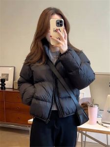 เสื้อแจ็คเก็ตผ้าฝ้ายขนเป็ดสั้นสำหรับผู้หญิงในฤดูหนาว เสื้อคลุมกันหนาวแบบหนา อบอุ่น ขนาดเล็ก ฤดูใบไม้ผลิ 2025 ใหม่ ฤดูหนาว 2025 ใหม่ ขนาดเล็ก อบอุ่น ทรงพอดีตัว