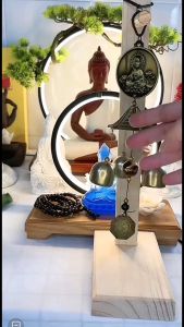 Giá kệ treo chuông gió bằng gỗ để bàn để ban thờ kệ treo Khánh Phật