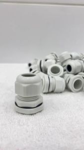 เคเบิ้ลแกรนด์ SPG-21-W  สีขาว SALE (ราคา/1ตัว)