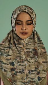 Khimar Renjana Motif by Fisura Scarf - KHIMAR JILBAB CERUTY BABYDOLL 2 LAYER PET ANTEM TALI - Hijab Terbaru 2023 - Material Ceruty Babydoll Armany