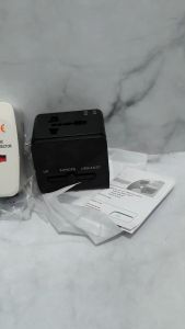 1PC Global Universal Travel Adapter Universal 2 USB / NON USB EU UK US AU International Travel Adaptor ALL IN ONE Charger Universal Adaptor International Charger International Travel Adaptor Universal Colokan Universal Adaptor Multfungsi Komplit