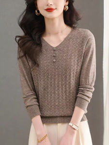 เสื้อชั้นในถักคอวีผ้าขนสัตว์เนื้อนุ่มแขนยาวทรงหลวมสำหรับผู้หญิง ฤดูใบไม้ผลิและฤดูใบไม้ร่วง เสื้อสเวตเตอร์สั้นสีพื้นอเนกประสงค์