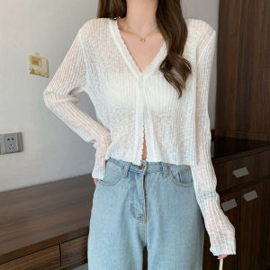 Women's Summer Sleeveless Knitted Short Coat: A Guide to Stylish Sun Protection