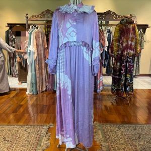 Sahida Dress by Dian Pelangi LIMITED EDITION Busana Muslim Maxi Gamis Abaya Kaftan Gaun Outfit Busui Pesta Pernikahan Kondangan Lebaran Formal Wanita Hijaber Cantik Anggun Modis Modern Simple Elegan Mewah Model Korea Terbaru Motif Abstrak Kekinian