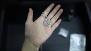 New Trendy Heart Shape Aromatherapy Diffuser Necklace Flower Cat Tree of Life Pendant Essential Oil Perfume Locket Women Jewelry