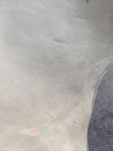 หนังวัวแท้ ถอดขน สีขาวนวลตัดกลม ใส่กลอง งานฝีมือ สามารถสั่งได้ มีหลายขนาดตามต้องการ