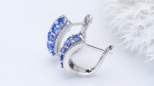 Lohaspie Jewelry Genuine 1.5 Carats Solid Sterling Silver 925 Clip Earring Original Natural Tanzanite Clip Earring Genuine Garnet Earrings Birthstone Earring For Women Jewelry