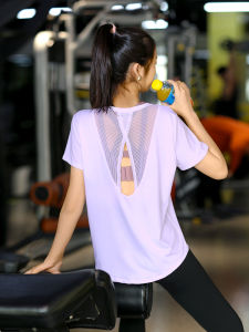 Loose Women's Sporty Long Sleeve Running T-shirt: A Guide to Plus Size Fitness Clothes