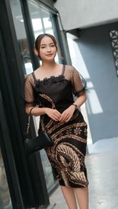 Motif Laura & Batik Gemilang Full Furing: Pilihan Terbaik untuk Dress Kondangan