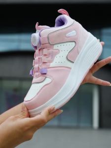 New Childrens Four-Wheel Detachable Upgraded Heelys Shoes Boys Roller Sneakers Roller Skates Girls Student Heelys Shoes