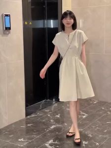 plus Size Summer French Design Halter Neck Dress Slimming Waist A-Line Skirt Korean Style Short Sleeve Solid Color Womens Dress