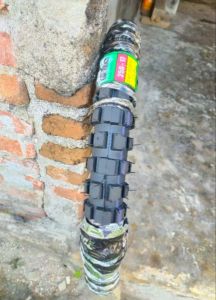 Ban Motor Cros canngkul 250-17 atau 275-17 ban honda supra revo vega jupiter smash shogun ban luar ring 17 ban bestone cros ban bebek r17 ban ring 17 ban trail ban tril ban pacul ban bestone cros 275-17 ban 250-17 ban 80/90-17 ban motor 275-17 cangkul r17