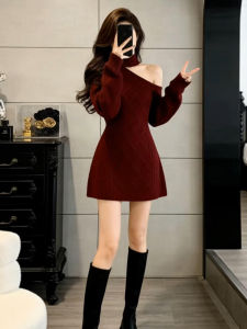 Ge·an·fei | Đầm A-Line Knit Đỏ Quai Ngang