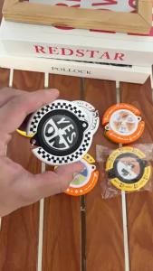 Yes or No Wheel of Fate Rotating Compass Keychain - Decision Fidget Toy for Desk Decor Adults Kids Gift Fidget Spinner