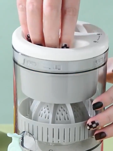 (SG Dliver)Electric juicer Lemon Press Machine Orange Squeezer Portable Home Wireless Automatic Fresh Blender cup USB Charger Lightweight Juicer