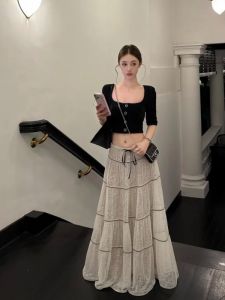 GUGUXIAONIU | Fashionable Short Crop Top & Lace Half Skirt Set