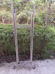 sào phơi đồ inox. sào đôi 2 tầng.dài 1m5 cao 1m4 .hàng lắp ráp rất tiện lợi. phi ống 25