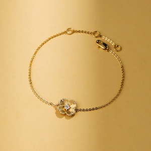 Chow Sang Sang 周生生 Gold Rhyme 999 24K Gold Rhyme Four-Leaf Clover Diamond Bracelet for Women Size 18cm
