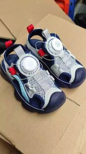 Dép Sandal Dép Rọ Bít Mũi Cho Bé Trai 3-10 Tuổi Dép Bé Trai Khoá Xoay Dép Cross Hàng Quảng Châu Cao Cấp Dép Đi Học