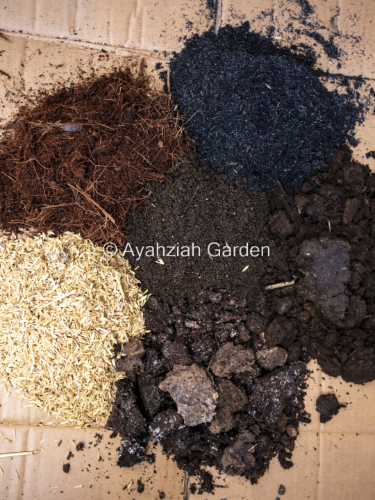 Soil Less Mix 6in1 / Potting Mix, All purpose Soil Less , with Pure