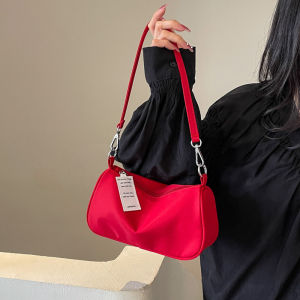 Red Womens Shoulder Handbag Commuter Bag Underarm Simple Match All-Occasion New 2025 Fashion Sensation Bag