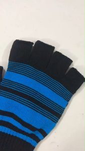 ถุงมือโพลี ตัดนิ้ว คละสี