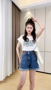 Celana Pendek Wanita Dewasa: Fashion & Kenyamanan