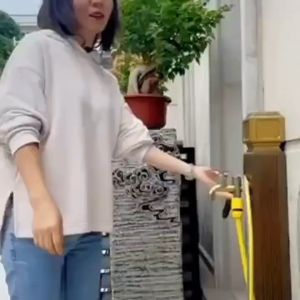 黑色宝塔奶嘴直喷水枪 - 高压水枪批发，家用洗车园林塑料体合金喷头（配送接水头）Black Tower Nozzle Direct Spray Water Gun - Wholesale High Pressure Water Gun Household Car Wash Garden Plastic Body Alloy Nozzle (Comes with Water Inlet Connector)