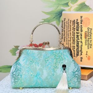 MEIFEI | Chinese-style Shell Embroidery Crossbody Bag