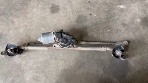 คันชัก + มอเตอร์ปัดน้ำฝน วีโก้ ของเก่า มือ2 สภาพสวย