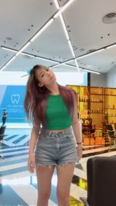 (FREE bleach set) Direct Violet Hair Color Kit (10minutes )100ml+Free Bleach&Peroxide(100ml) purple hair green dye rambut ungu hair dye permanent dye Muslim friendly 紫色染发