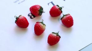 10pcs Resin Imitation Strawberry Shape Charms For DIY Key Chain Necklace Pendants Ornament Jewelry Making Accessories