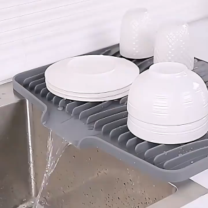 แผ่นซิลิโคนระบายน้ำ ถาดรองข้างซิงค์ ที่คว่ำแก้ว ถาดซิลิโคนเกรดอาหาร สําหรับครัวอ่างล้างจานรองแก้ว ในครัว ทำความสะอาดง่าย จัดส่งจากประเทศไทย