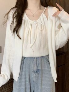 ชุดเสื้อกั๊กสายเดี่ยวผูกโบว์ แขนยาว ชุดสองชิ้น ฤดูใบไม้ผลิและฤดูร้อน 2024 ใหม่ เสื้อถักขนสัตว์ แขนยาว คอตั้ง สีพื้น