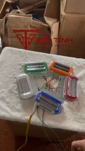 Đèn sườn xe tải nháy chữ C. Điện 12v và 24v