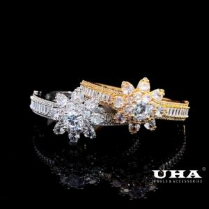 V601 Vòng tay nữ đính đá CZ coa cấp sáng lấp lánh UHA