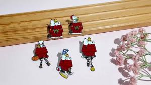 Bandai | 1pcs Cute Puppy Christmas Enamel Brooch White Puppy Animal Brooch Suit Lapel Pin Backpack Hat Accessory
