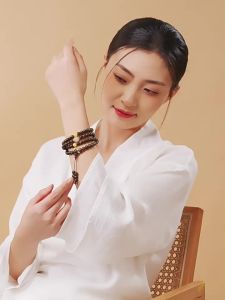 FUJINJIA | Vòng Tay Hạt Phật Trầm Hương Thiên Nhiên 108 Hạt