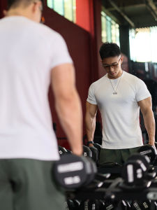 MuscleFaith | Cool Lightweight Mens Fitness T-Shirt
