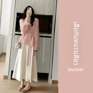 ฤดูใบไม้ร่วง ฤดูหนาว นุ่ม หวาน สไตล์ชา ผู้หญิง ชุดแฟชั่นระดับไฮเอนด์ พรางหุ่น ชุดปีใหม่ต่อต้านวัย โพลีเอสเตอร์ Blend