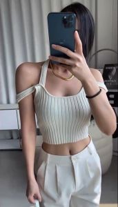 ผู้หญิง เสื้อครอบสาย 30-42 นิ้ว รอบ บอก กล้าม บ่าใหญ่ ผ้ายืด สายบ่ากว้าง ความงามมาก ราคาล่าสุด