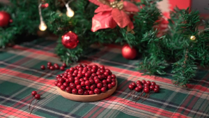 100PCS 10mm Red Pearl Stamens Artificial Flower Small Berries Cherry For Party Gift Box Christmas DIY Wreath Home Decorations