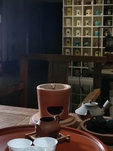 ชา Gongfu ชา เตาถ่าน ชา เตาถ่านผลไม้ที่เผาไหม้อย่างรวดเร็วในครัวเรือน เตาถ่านไร้คาร์บอน ถ่านเอฟีดราที่เลือก