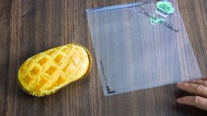 200pcs Double Side Open Triangle Cake Bread Toast Plastic Bag Burger Sandwich Plastic Bag 双开三角袋防油塑料透明面包袋